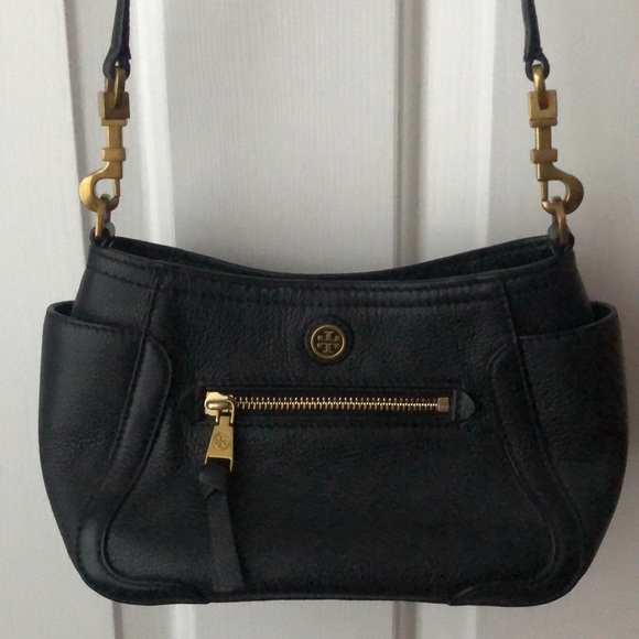 Tory Burch Handbags - Tory Burch black leather purse